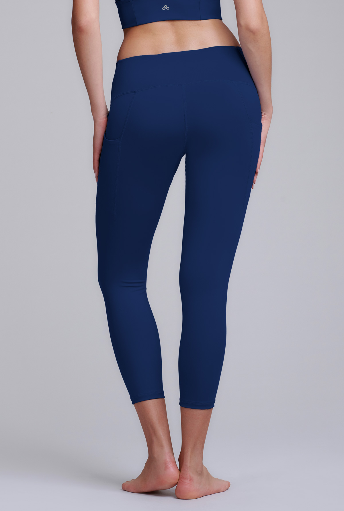 Elemental Legging with pockets HW 25" - 8, Strength Black Elemental Legging with pockets HW 25" - 8, Strength Black